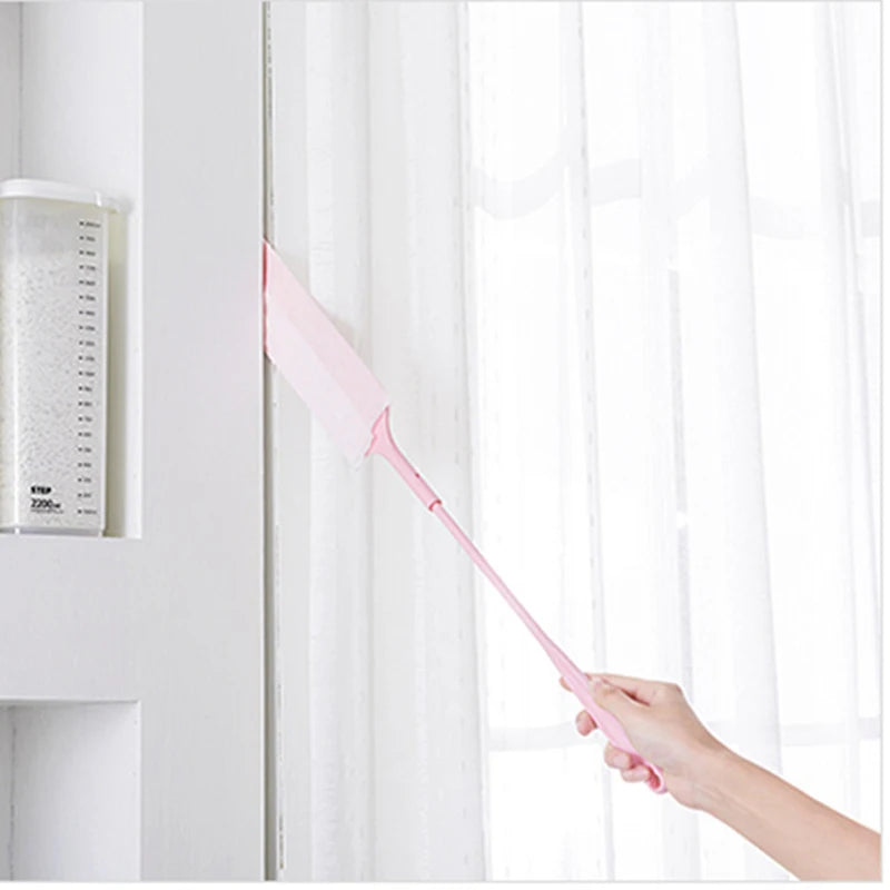 Dusting brush with 10 refills — reusable dust-trapping duster