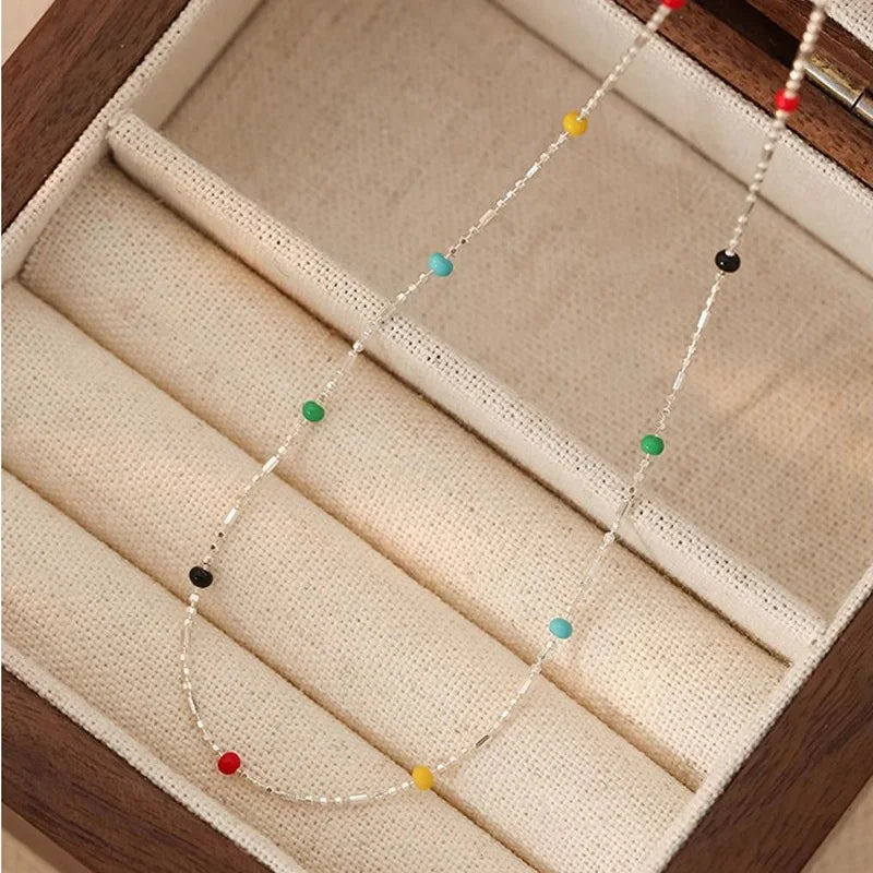 Collar de cuentas multicolor — alegre y original