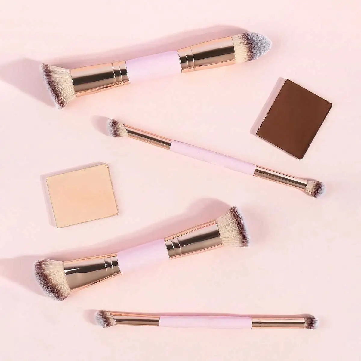 4-teiliges Make-up-Pinselset mit Etui — doppelseitig, für Foundation und Concealer