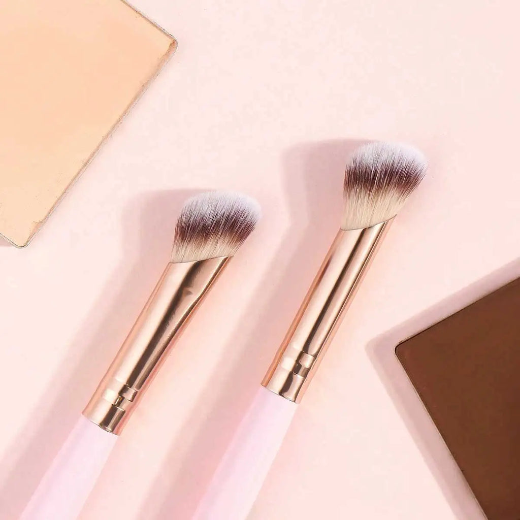 4-teiliges Make-up-Pinselset mit Etui — doppelseitig, für Foundation und Concealer