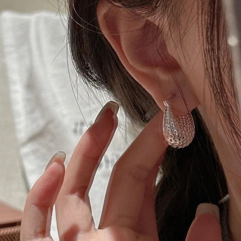 Pendientes vintage de bisutería — elegantes y atemporales para mujer